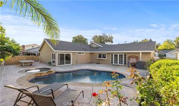 23728 Rotunda Road, Valencia, California 91355, 3 Bedrooms Bedrooms, ,2 BathroomsBathrooms,Residential,Buy,23728 Rotunda Road,SR24219032