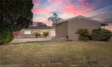 6631 Avenue De Palma, Jurupa Valley, California 92509, 4 Bedrooms Bedrooms, ,2 BathroomsBathrooms,Residential,Buy,6631 Avenue De Palma,IG24222182