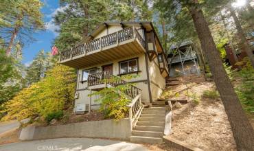 855 Oakmont Lane, Lake Arrowhead, California 92352, 3 Bedrooms Bedrooms, ,2 BathroomsBathrooms,Residential,Buy,855 Oakmont Lane,IG24221245