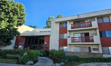 20234 Cantara Street 218, Winnetka, California 91306, 1 Bedroom Bedrooms, ,1 BathroomBathrooms,Residential Lease,Rent,20234 Cantara Street 218,SR24223232