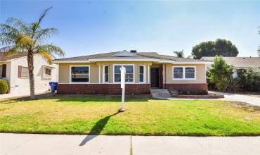 6906 Mclennan Avenue, Lake Balboa, California 91406, 3 Bedrooms Bedrooms, ,3 BathroomsBathrooms,Residential Lease,Rent,6906 Mclennan Avenue,SR24222969