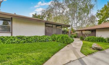 5511 Roundtree Dr A, Concord, California 94521, 3 Bedrooms Bedrooms, ,2 BathroomsBathrooms,Residential,Buy,5511 Roundtree Dr A,41077673