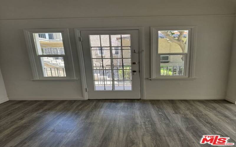 Dining room to balcony