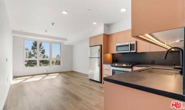 10601 Washington Boulevard 618, Culver City, California 90232, ,1 BathroomBathrooms,Residential Lease,Rent,10601 Washington Boulevard 618,24458161