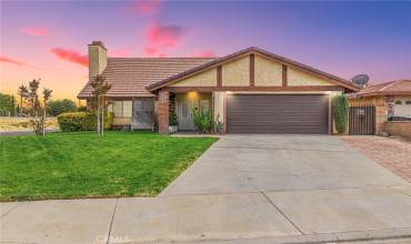 44940 Laszlo Street, Lancaster, California 93534, 4 Bedrooms Bedrooms, ,2 BathroomsBathrooms,Residential,Buy,44940 Laszlo Street,SW24211087