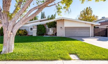 43710 21st Street W, Lancaster, California 93536, 4 Bedrooms Bedrooms, ,2 BathroomsBathrooms,Residential,Buy,43710 21st Street W,SR24221497