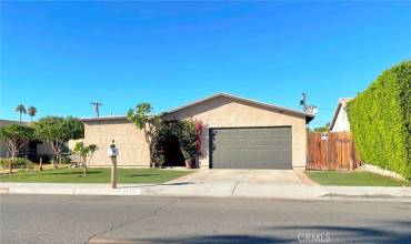 68300 McCallum Way, Cathedral City, California 92234, 3 Bedrooms Bedrooms, ,2 BathroomsBathrooms,Residential,Buy,68300 McCallum Way,DW24223385