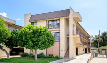 1364 E Garfield Avenue, Glendale, California 91205, 2 Bedrooms Bedrooms, ,2 BathroomsBathrooms,Residential Lease,Rent,1364 E Garfield Avenue,GD24224006