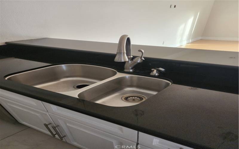 Granite Countertop With Upgraded Sink