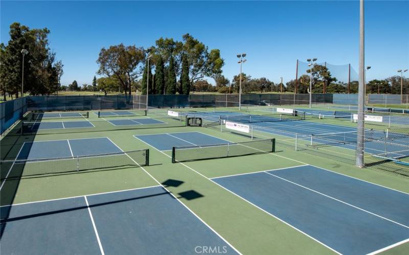 Courts at Mile Square Park