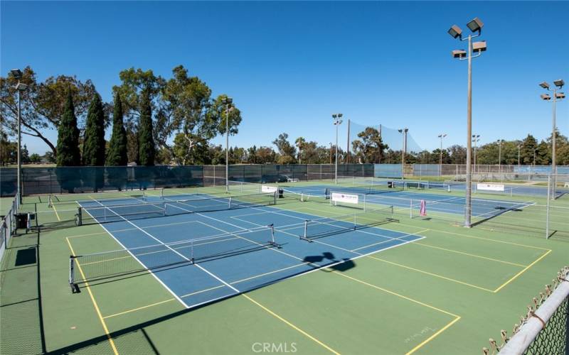 Courts at Mile Square Park