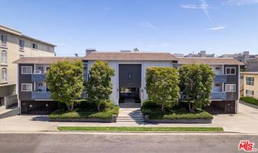 1712 Colby Avenue 104, Los Angeles, California 90025, 2 Bedrooms Bedrooms, ,2 BathroomsBathrooms,Residential,Buy,1712 Colby Avenue 104,24458465