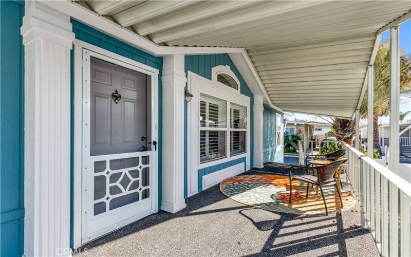 Put on a pot of coffee and grab a book, this Southern California Porch is calling you to sit back, take a deep breath and enjoy life.