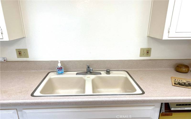 newer countertop