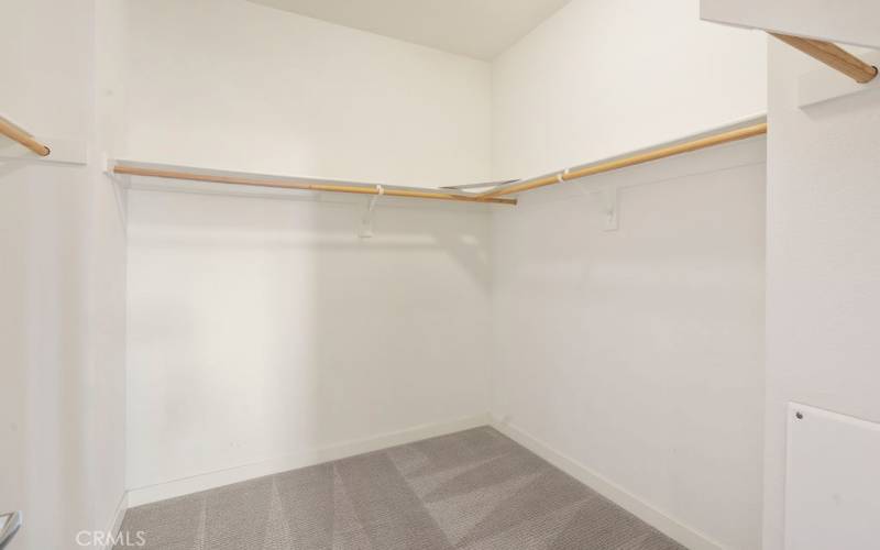 Walk-in closet