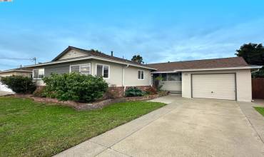 15337 Inverness St, San Leandro, California 94579, 3 Bedrooms Bedrooms, ,1 BathroomBathrooms,Residential,Buy,15337 Inverness St,41077813