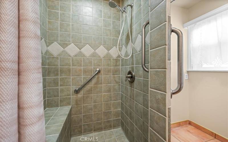 Spa-Like Shower with Built-in Seating