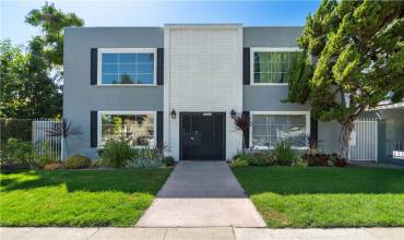 817 Myrtle Avenue 102, Inglewood, California 90301, 2 Bedrooms Bedrooms, ,1 BathroomBathrooms,Residential,Buy,817 Myrtle Avenue 102,SB24171199