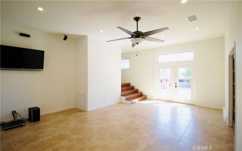 Step down bonus/ family room