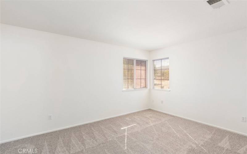 Upstairs guest bedroom