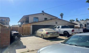 555 W 15th Street, San Pedro, California 90731, 8 Bedrooms Bedrooms, ,4 BathroomsBathrooms,Residential Income,Buy,555 W 15th Street,SB24223819