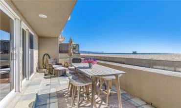 2652 The Strand, Hermosa Beach, California 90254, 3 Bedrooms Bedrooms, ,5 BathroomsBathrooms,Residential Lease,Rent,2652 The Strand,SB24223194