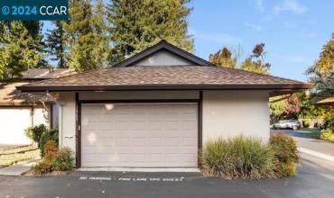 1965 Countrywood Ct, Walnut Creek, California 94598, 3 Bedrooms Bedrooms, ,3 BathroomsBathrooms,Residential,Buy,1965 Countrywood Ct,41077821