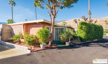 81 Caravan, Palm Springs, California 92264, 1 Bedroom Bedrooms, ,1 BathroomBathrooms,Manufactured In Park,Buy,81 Caravan,24398961