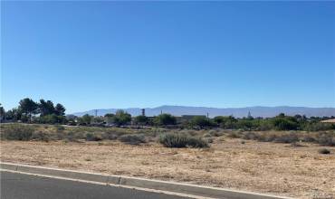 0 Siskiyou Road, Apple Valley, California 92307, ,Land,Buy,0 Siskiyou Road,HD24224914