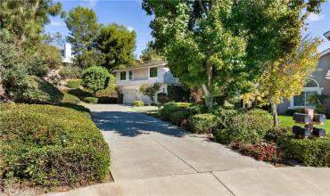 24711 Las Alturas Court, Laguna Hills, California 92653, 4 Bedrooms Bedrooms, ,3 BathroomsBathrooms,Residential Lease,Rent,24711 Las Alturas Court,OC24224044