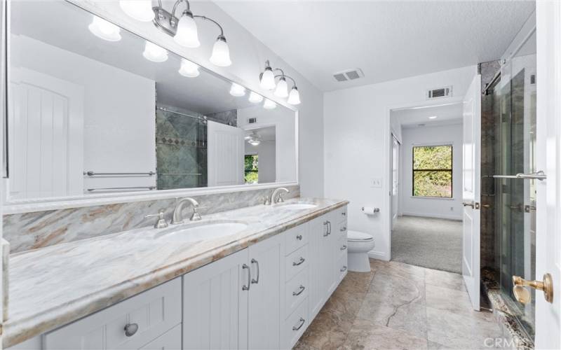 OVERSIZED GUEST BATHROOM WITH JACK N JILL ENTRANCE