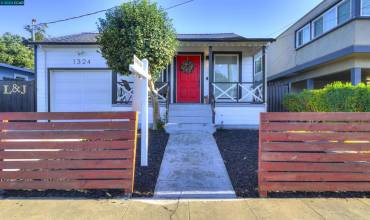 1324 104Th Ave, Oakland, California 94603, 2 Bedrooms Bedrooms, ,2 BathroomsBathrooms,Residential,Buy,1324 104Th Ave,41077858