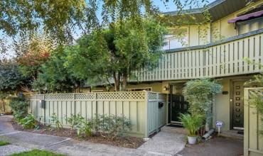 278 Monroe Drive 15, Mountain View, California 94040, 2 Bedrooms Bedrooms, ,1 BathroomBathrooms,Residential,Buy,278 Monroe Drive 15,ML81985385