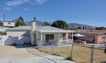 827 La Presa, Spring Valley, California 91977, 3 Bedrooms Bedrooms, ,2 BathroomsBathrooms,Residential,Buy,827 La Presa,PTP2406720