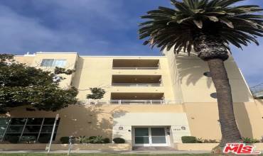 1505 9th Street 403, Santa Monica, California 90401, 2 Bedrooms Bedrooms, ,2 BathroomsBathrooms,Residential Lease,Rent,1505 9th Street 403,24458965