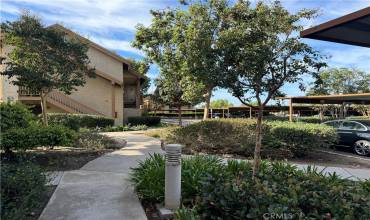 422 Orange Blossom 206, Irvine, California 92618, 1 Bedroom Bedrooms, ,1 BathroomBathrooms,Residential Lease,Rent,422 Orange Blossom 206,OC24224427