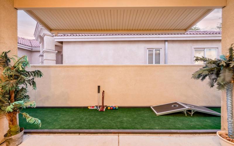 Private Patio - Bocce Ball