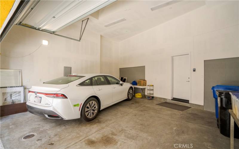 2-car garage