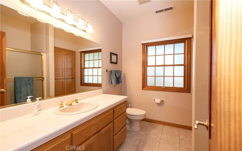 Guest Bathroom has tub/shower