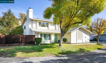 71 Fountainhead Ct, Martinez, California 94553, 3 Bedrooms Bedrooms, ,2 BathroomsBathrooms,Residential,Buy,71 Fountainhead Ct,41077946