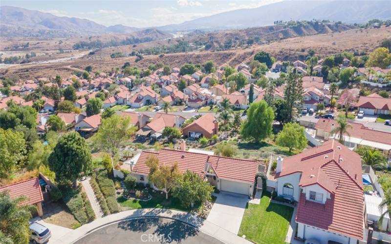 
Nestled in a scenic hillside community, this home offers stunning views of rolling landscapes and a peaceful neighborhood ambiance.