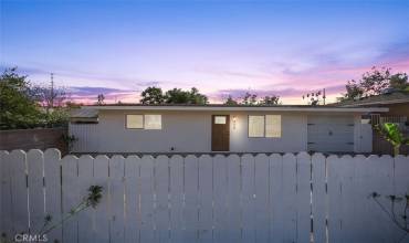 420 W D Street, Colton, California 92324, 2 Bedrooms Bedrooms, ,1 BathroomBathrooms,Residential,Buy,420 W D Street,IV24224096