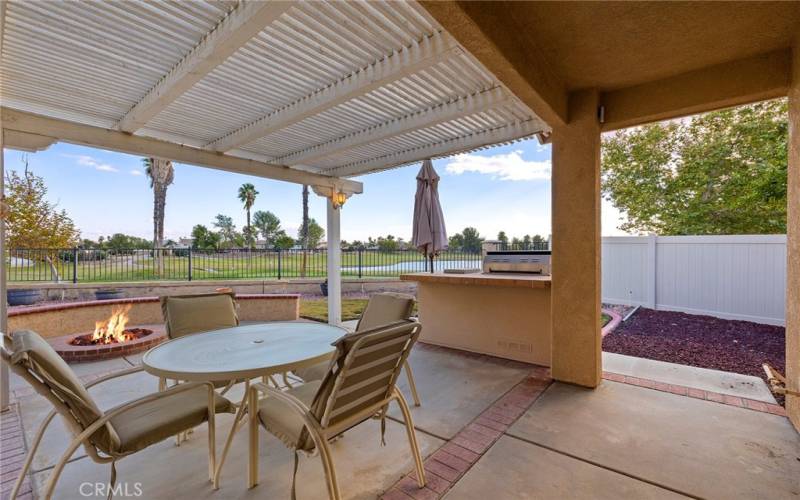 Covered patio with beautiful views!