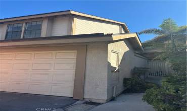 21446 Firwood, Lake Forest, California 92630, 2 Bedrooms Bedrooms, ,3 BathroomsBathrooms,Residential Lease,Rent,21446 Firwood,PW24225067