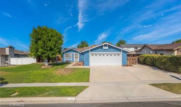 920 Brookwood Drive, Corona, California 92878, 3 Bedrooms Bedrooms, ,2 BathroomsBathrooms,Residential,Buy,920 Brookwood Drive,PW24224442