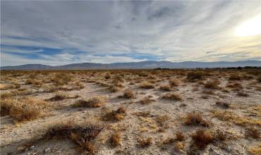 0 Old Woman Springs, Lucerne Valley, California 92356, ,Land,Buy,0 Old Woman Springs,IG24224472