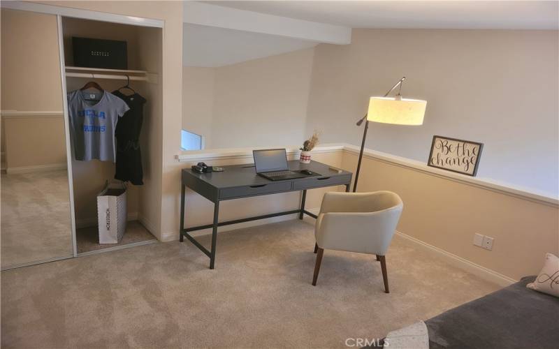 Home Office/Guest Room