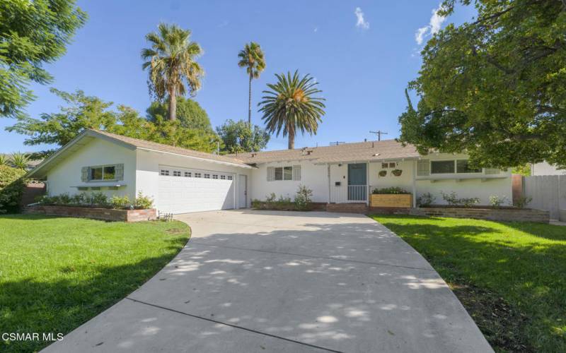 8210 Rudnick Ave, Canoga Park -HsHprod-