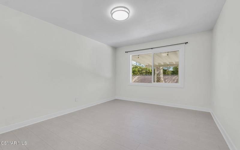 8210 Rudnick Ave, Canoga Park -HsHprod-