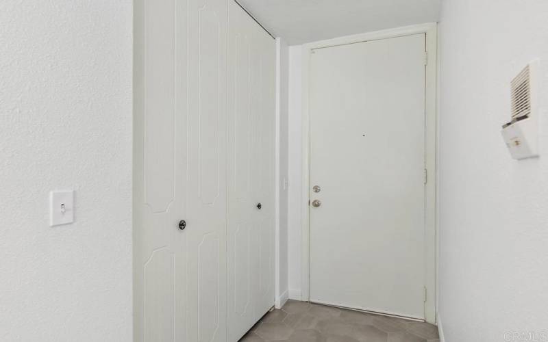 Entry coat closet